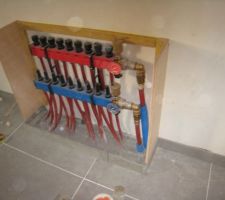 R&eacute;alisation du coffrage autour de la nourrice