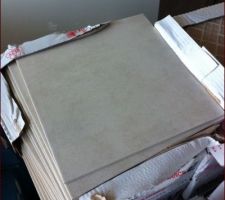 Echantillon du carrelage - gr&eacute;ge ..