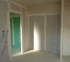Placard chambre RDC