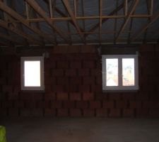 Joints verticaux sdb   chambre au nord.