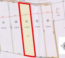 Notre parcelle : l'entr&eacute;e est au nord.