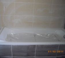 La faience salle de bain est presque finie, la corvette est habill&eacute;e !!!