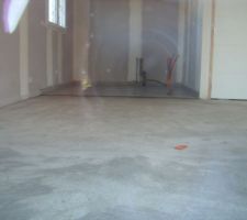 Coin cuisine avec le carrelage Gris