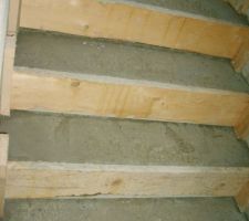 Escaliers partie jour &agrave; celle de nuit