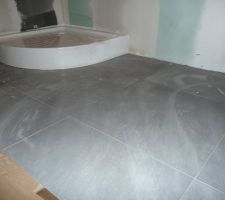 Salle de bain &agrave; l'&eacute;tage