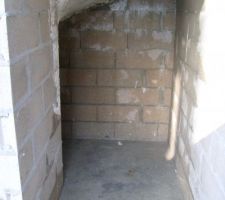 étayage et coffrage de l'escalier enlevés...