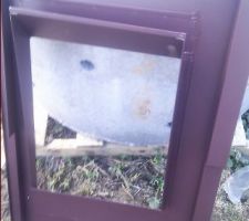 La plaque qui sera pos&eacute; sur le toile pour le conduit feux