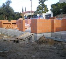 élévation en brique alvéolaire de 20 cm PV3 R=1