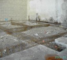 Mis en place ferraillage des longrines.