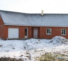 Façade avant, sous la neige