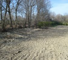 Voila le travail du terrassier !!! il est revenu croyer moi !!!