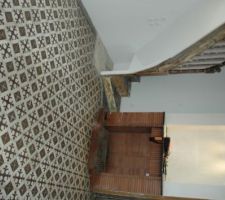 Le carrelage en l'&eacute;tat... &agrave; renover.