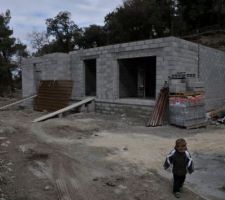 Elévation des murs du RDC
Agglo à bancher sur la moitié des murs
Facade SUD