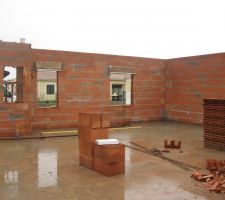 Vue de l'interieur.la ceinture est coulée