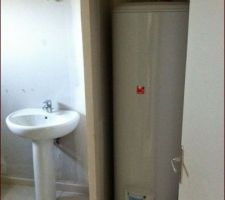 Salle de bain et chauffe eauc