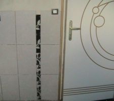 La faïence de la SDB du haut que je pose seul !