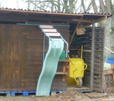 Cabanon supplémentaire pour le bois !!!