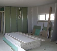 RDC au fond notre chambre   SDB avec douche italienne