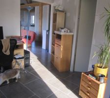 Vue bureau vers le salon