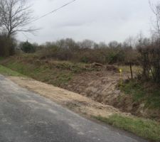 Entr&eacute;e du terrain 22m de facade