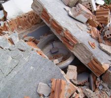 ...les toilettes sont bouch&eacute;s :)