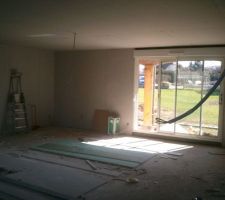 Vue sur le salon.