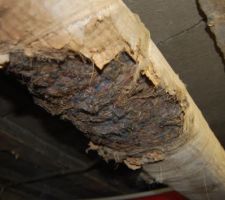 Comment puis je réparer ce conduit qui se trouve au sous sol ?