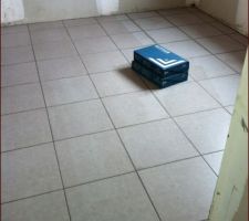 Le sol de la chambre sud de l'&eacute;tage