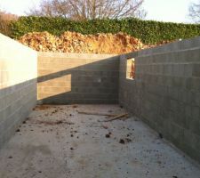 Cave : acc&egrave;s vide sanitaire