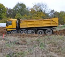 10M3 de terre par camion...