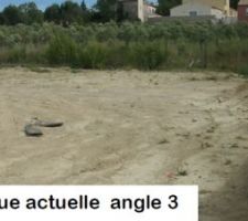 Le champ d'oliviers c&ocirc;t&eacute; futur jardin est plut&ocirc;t sympa ... Pourvu que &ccedil;a dure !