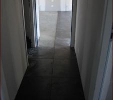 Couloir vers le salon