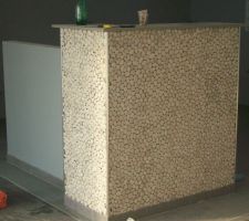 L'ilot habill&eacute; manque les joints