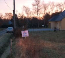 Photo des abords du terrain.