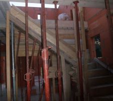 Escalier vue d'en bas