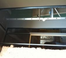 Cloison de 70 (3m40 sous plafond) et double peau.