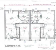 Le plan correspondant à notre maison est celui de gauche