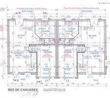 Le plan correspondant à notre maison est celui de gauche