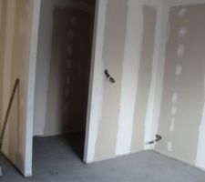 Chappe lisse   poncage : chambre parents   dressing