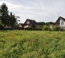 Mise en place de la limite de fouille pour le terrassement.
