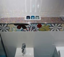 Faience que l'on a choisit pour la salle de bain des filles en haut