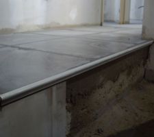 Nez de marche escalier