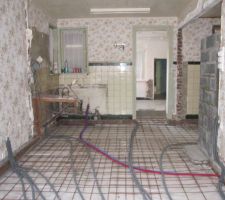 Passer les gaines en janvier dans une maison non chauff&eacute;e dans le nord c'est dur :d