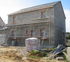 Préparation de la façade avant, enduit prévu la semaine prochaine