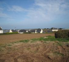 Vue de notre jardin... au loin la mer (en r&eacute;alit&eacute;, moins de 2kms...) mais la photo rend moins bien, que la r&eacute;alit&eacute; :)