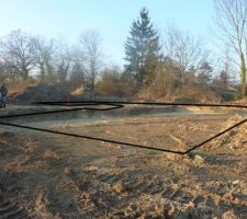 Terrassement lundi 21 mars 2011