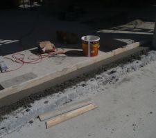 22/03/2011 : Seuil de la baie de 3m en cours de modification