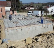 Mise en place des poutrelles et hourdis