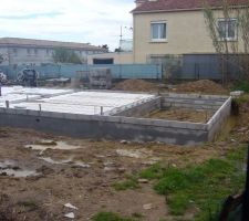 Preparation et finitin hourdis marmites pour couler le plancher