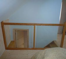 POrte dans la cage d'escalier